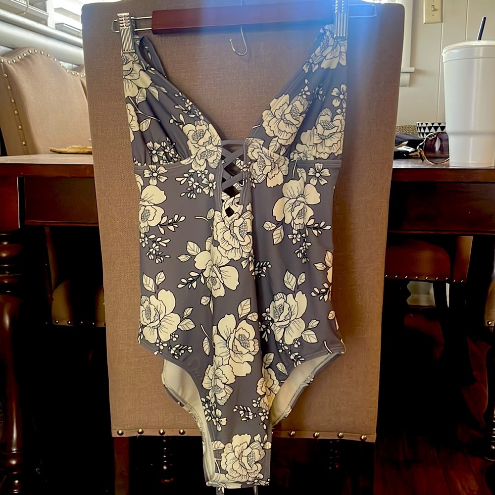 ADORE ME SWIMSUIT